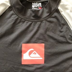 Quicksilver Rash Guard Shirt New